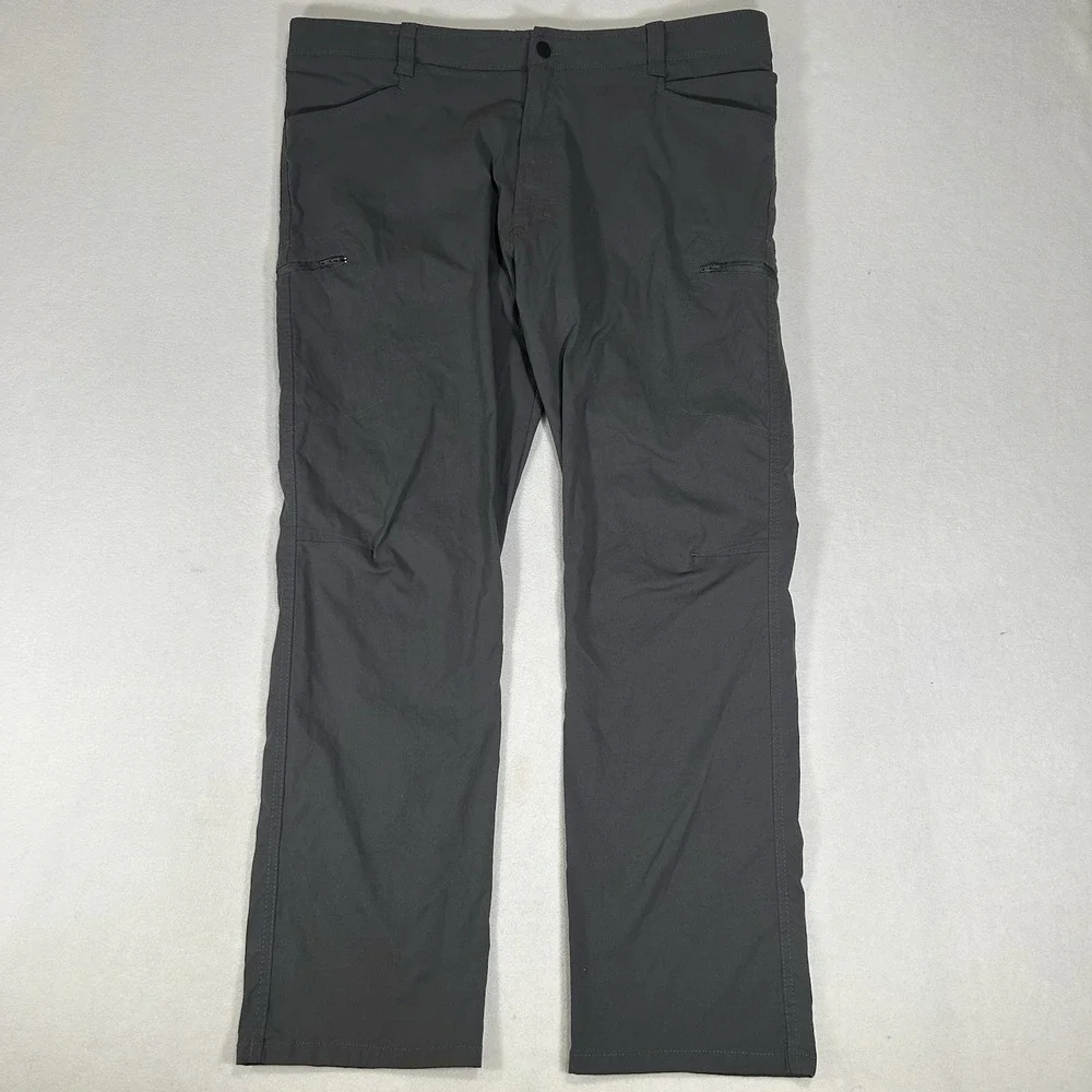 Wrangler ATG Cargo Pants Mens 42x30 Outdoor Performance Hiking Dark Gray‎ - Picture 2 of 6